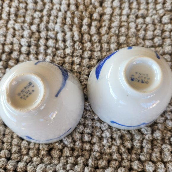 4 - Rare Vintage Sake/Tea Cups - Picture 5 of 16